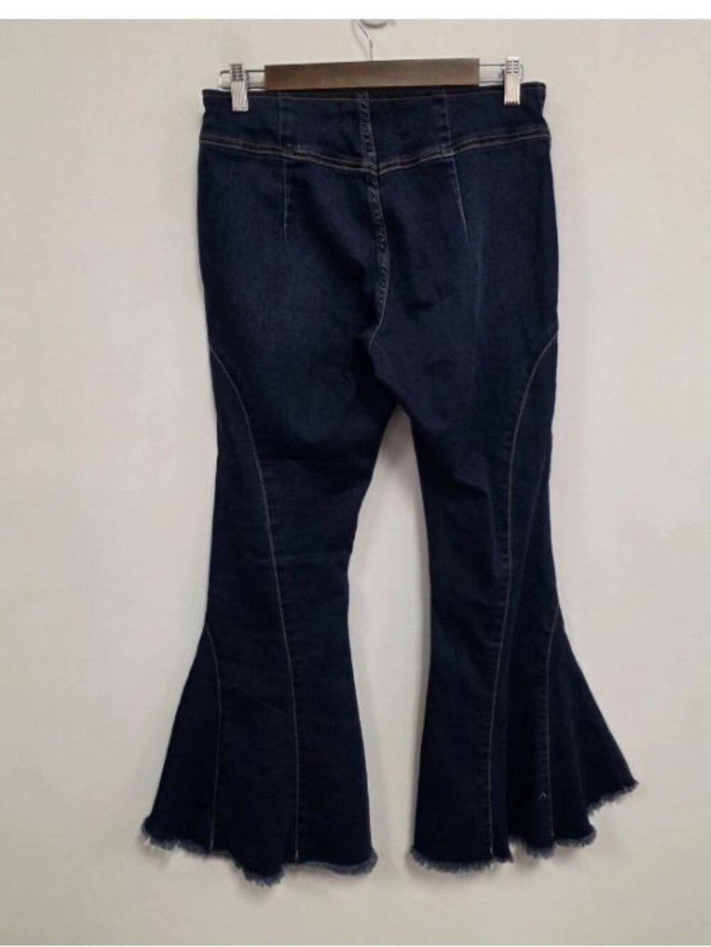 We The Free Curvy Last Dance Jeans Low Rise Flare Dark Wash Raw Hem Pull On - Picture 7 of 14